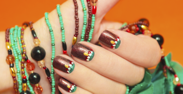 7 Impressive Thanksgiving Nail Designs